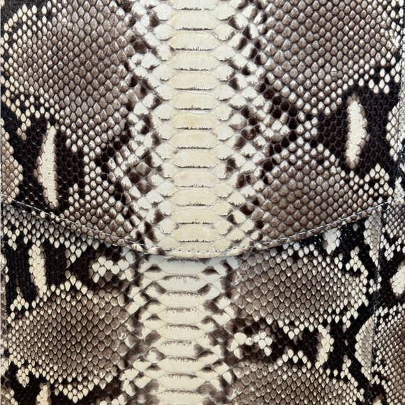 Handmade Snake Skin Shoulder Bag - Picture 7 of 14